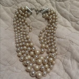Vintage Japan faux pearl necklace